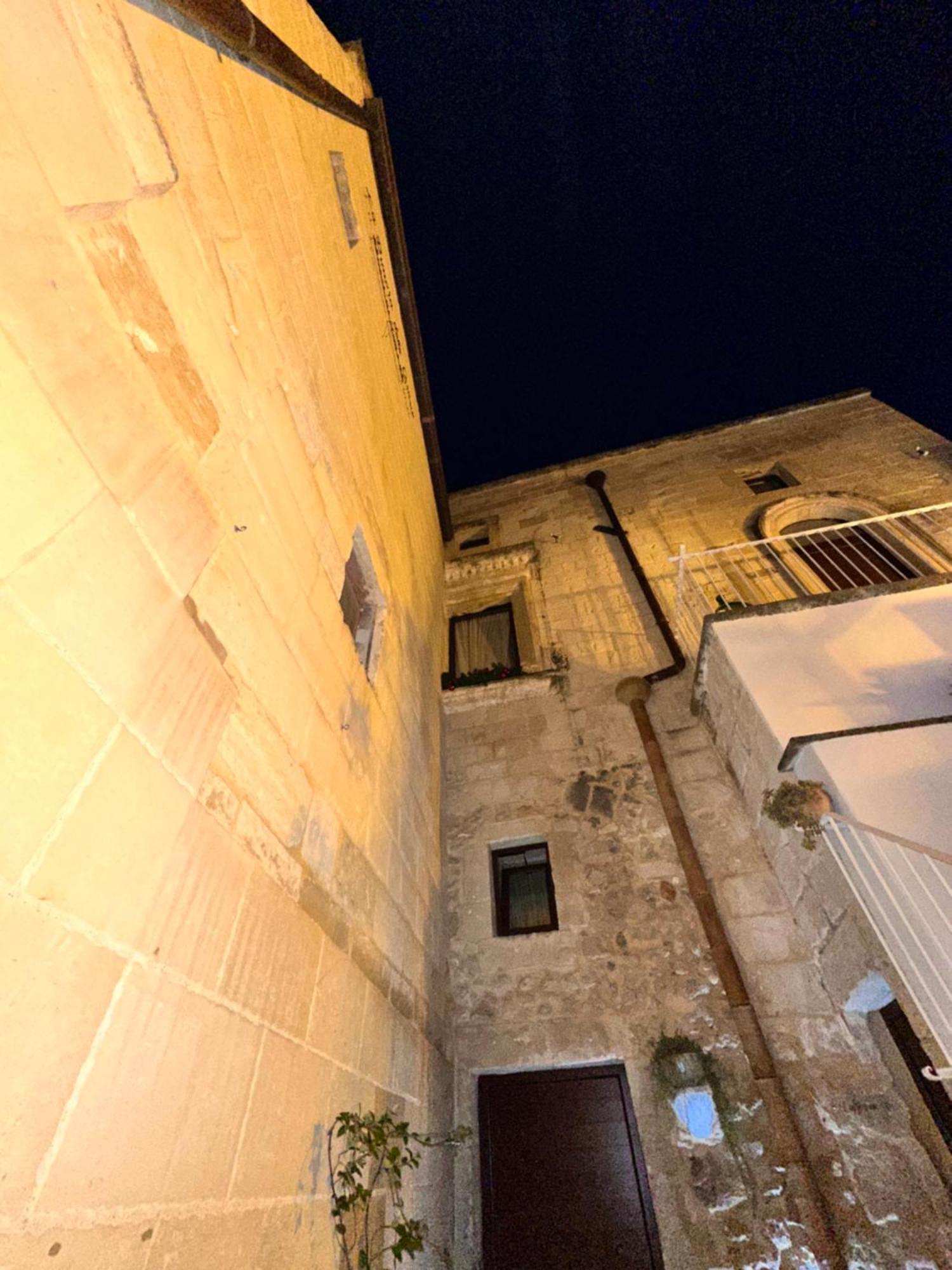 Bed and Breakfast La Dimora Delle Grazie San Cesario di Lecce Exterior foto