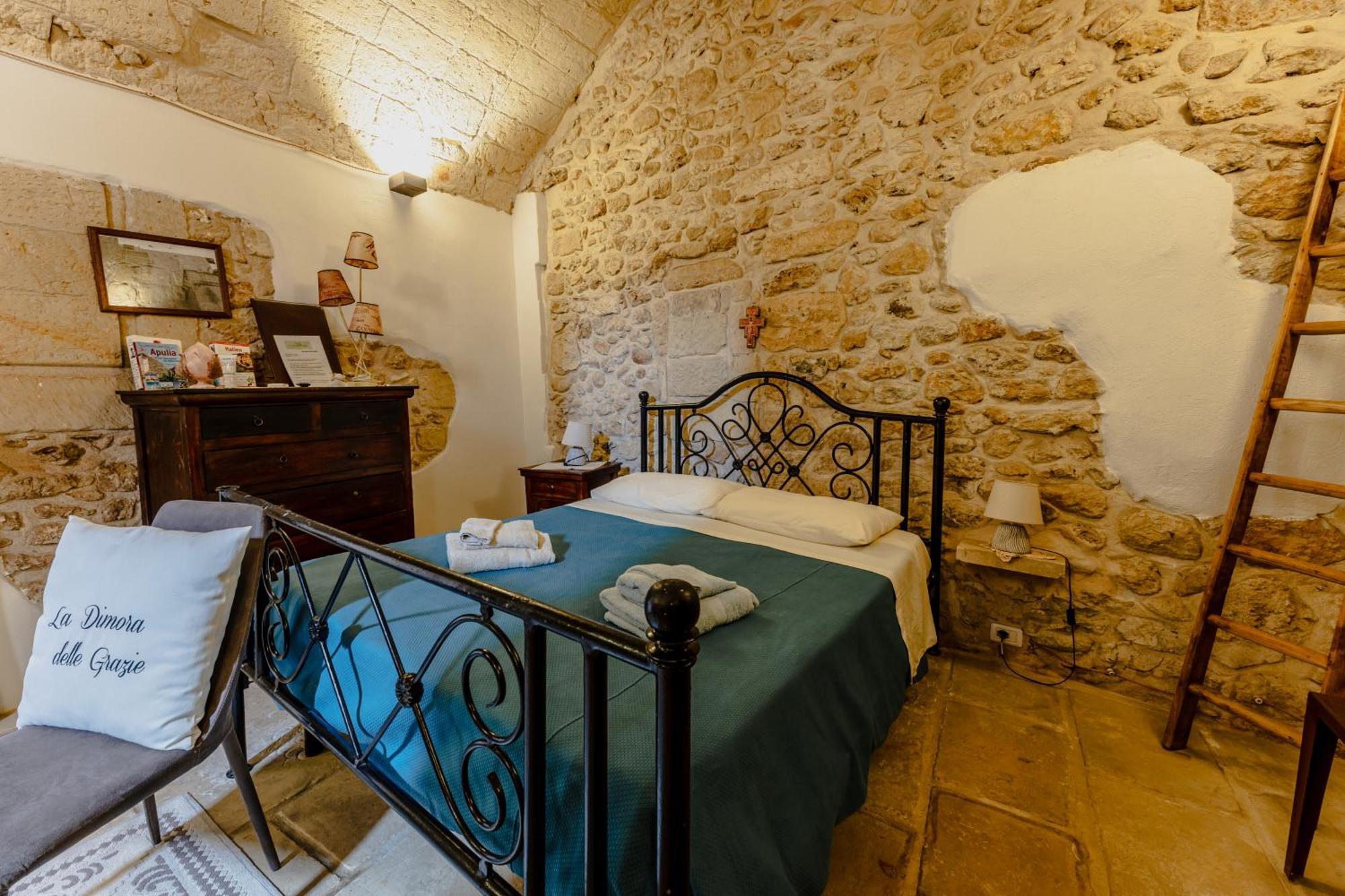 Bed and Breakfast La Dimora Delle Grazie San Cesario di Lecce Exterior foto