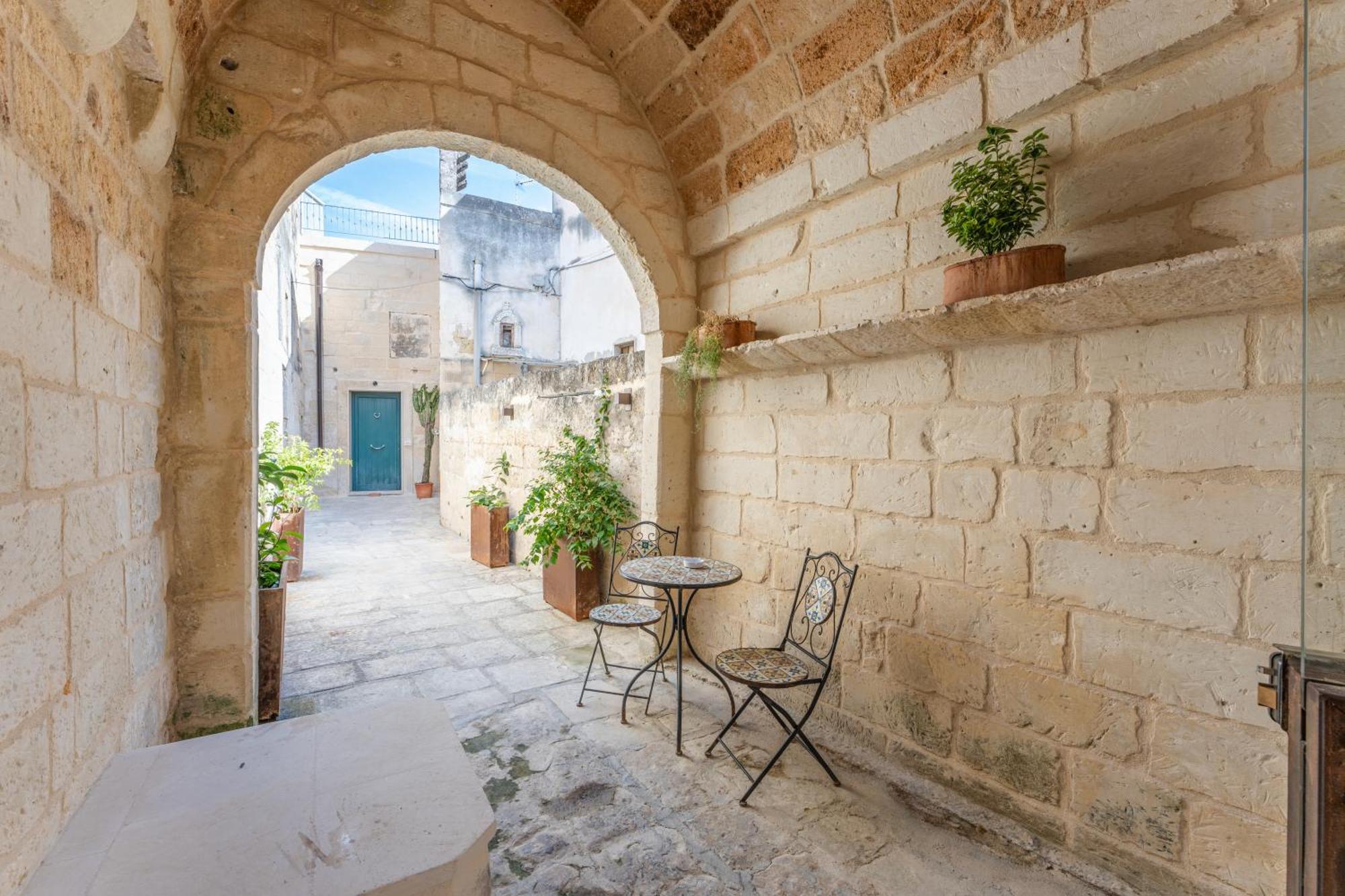 Bed and Breakfast La Dimora Delle Grazie San Cesario di Lecce Exterior foto