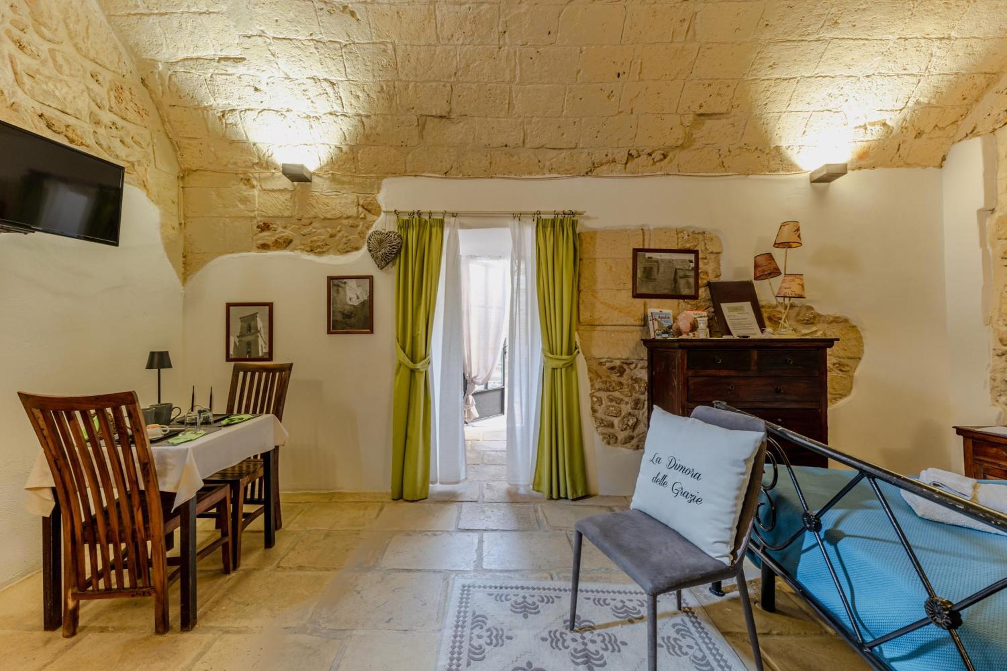 Bed and Breakfast La Dimora Delle Grazie San Cesario di Lecce Exterior foto
