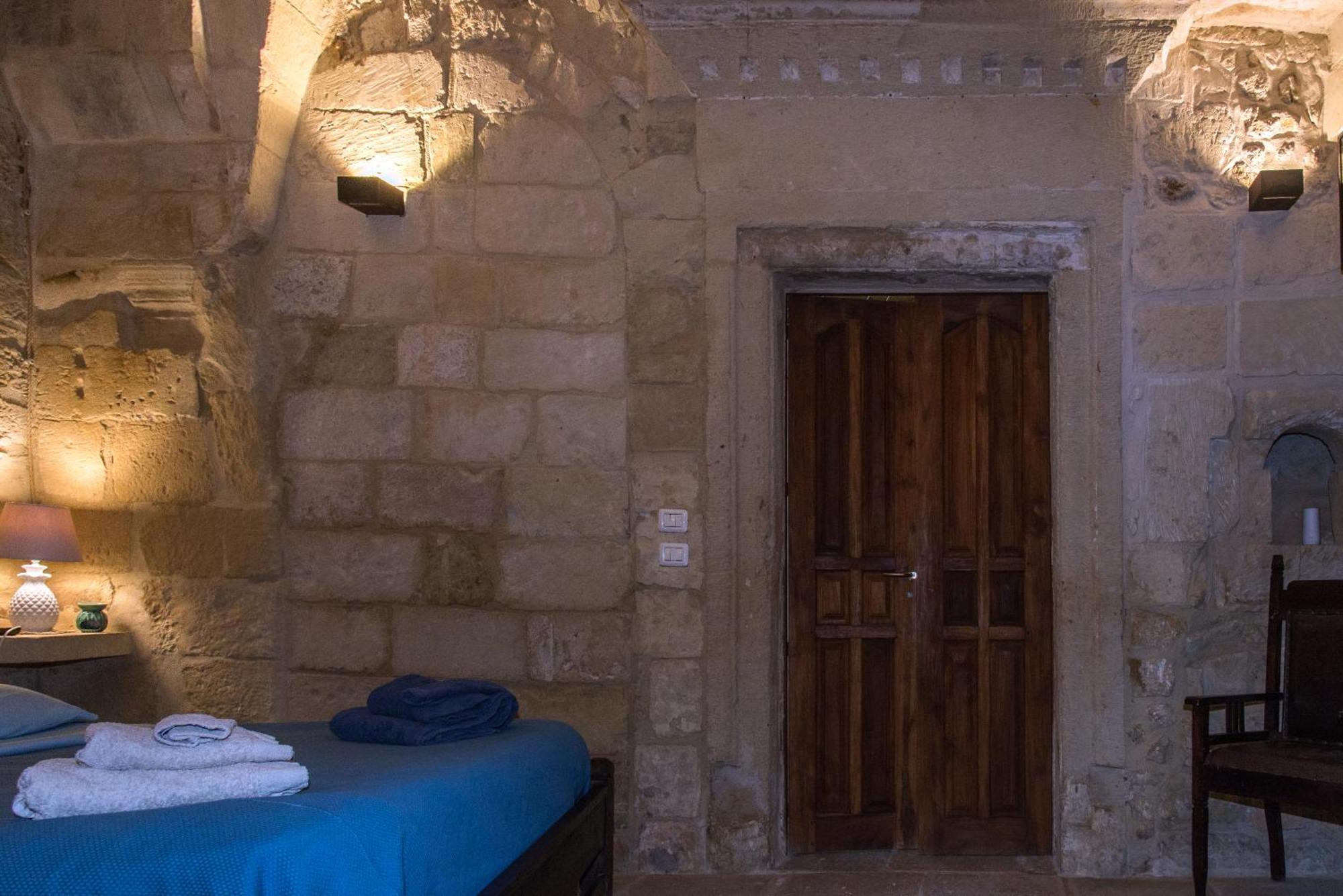 Bed and Breakfast La Dimora Delle Grazie San Cesario di Lecce Exterior foto