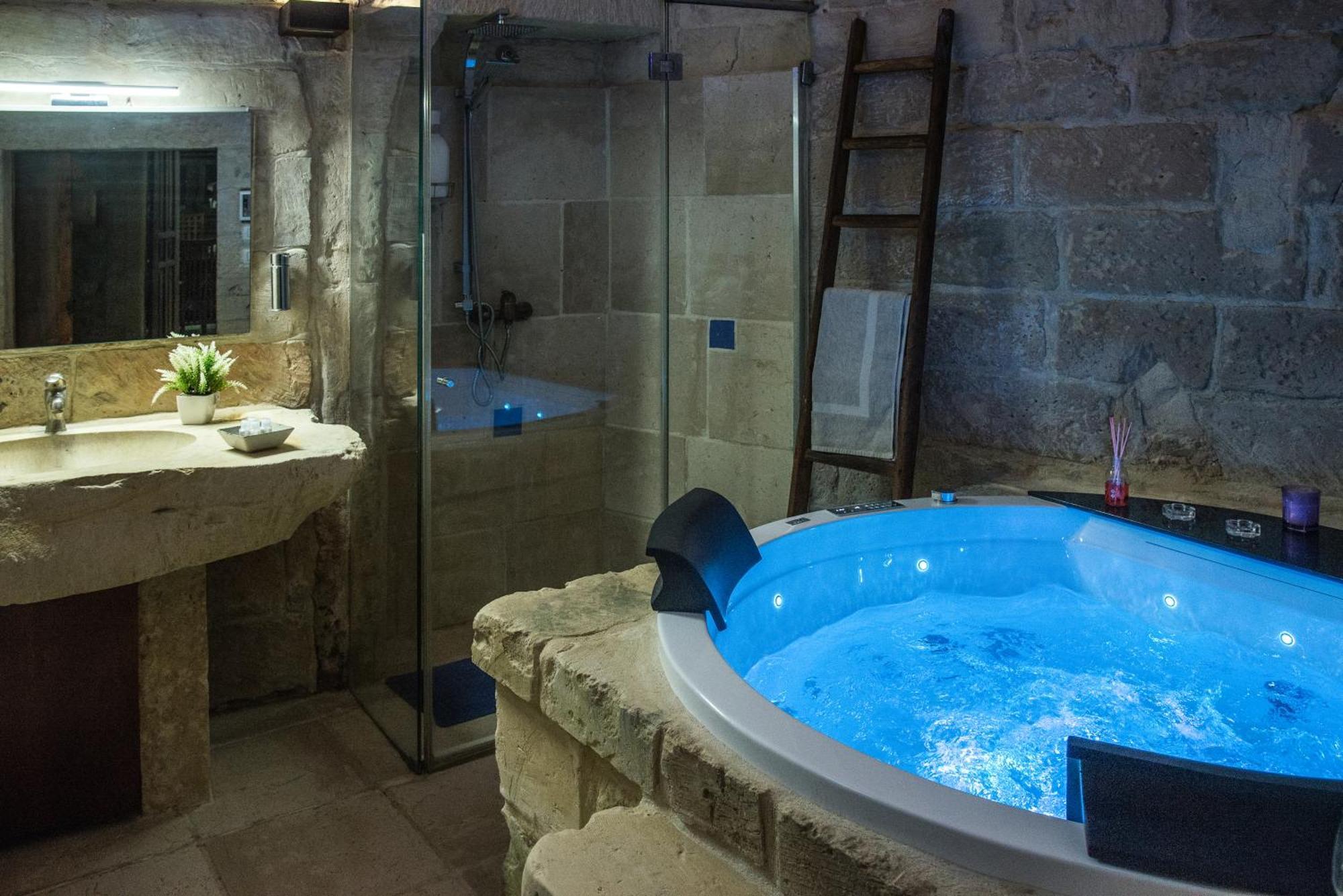 Bed and Breakfast La Dimora Delle Grazie San Cesario di Lecce Exterior foto
